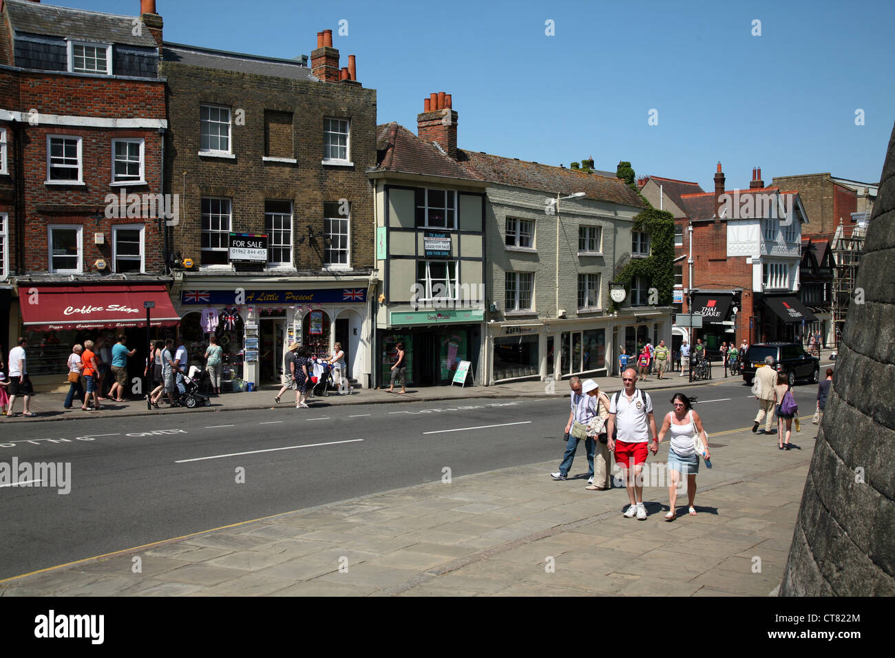 England Berkshire Windsor High Street Geschäfte in der Nähe von Windsor Castle Peter Baker Stockfoto
