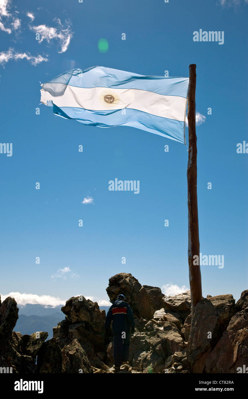 Detail der Flagge am Gipfel Stockfoto