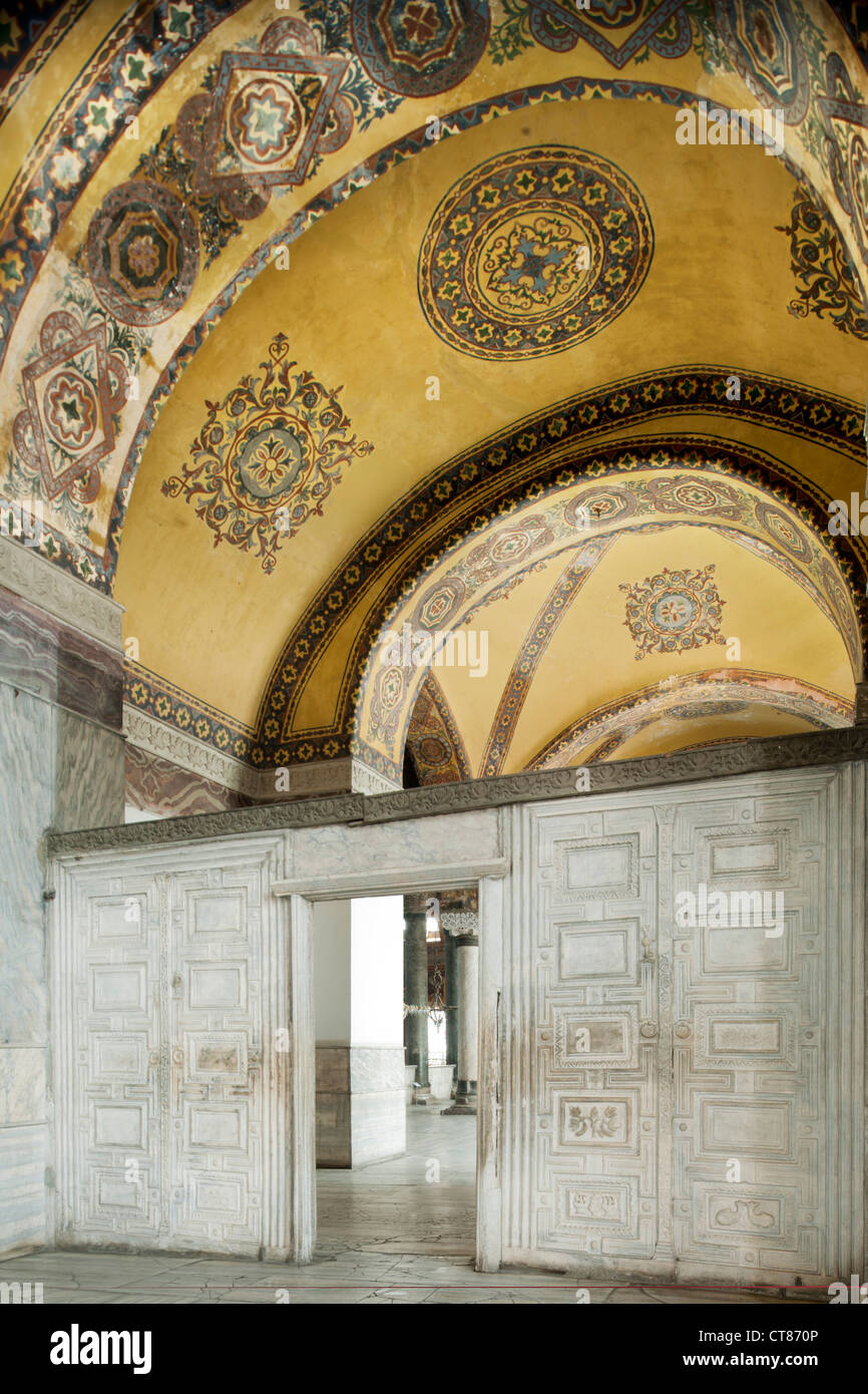 Ägypten, Istanbul, Sultanahmet, Hagia Sophia Oder Sophienkirche, Eine Dependance Kirche, Spätere Moschee Und Heute Museum. Marmorto Stockfoto