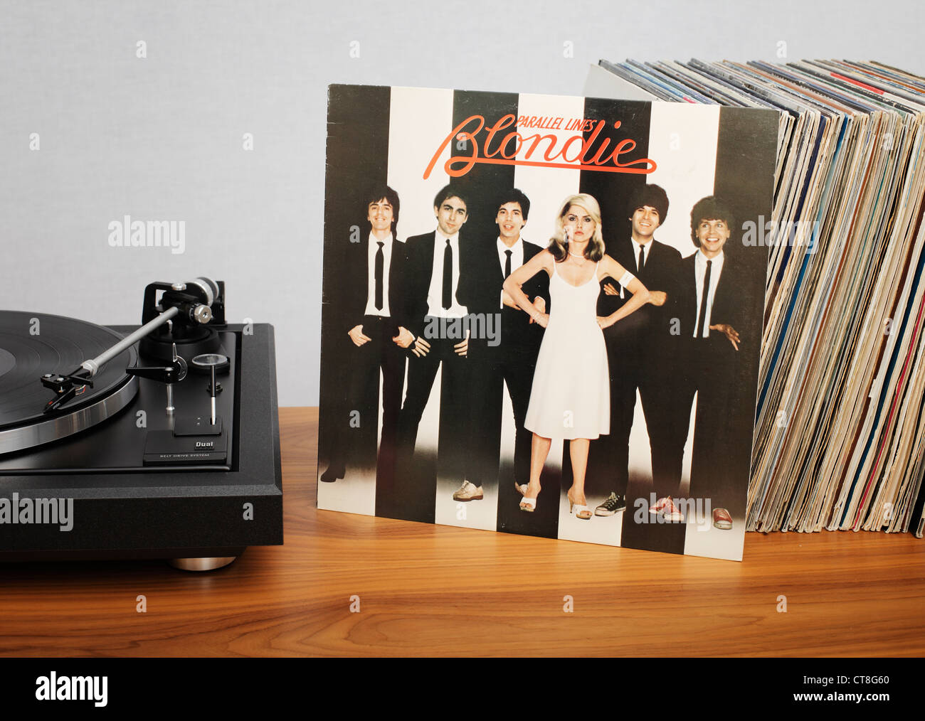 Parallele Linien ist das dritte Studioalbum American New-Wave-Band Blondie, 1978 veröffentlicht. Stockfoto