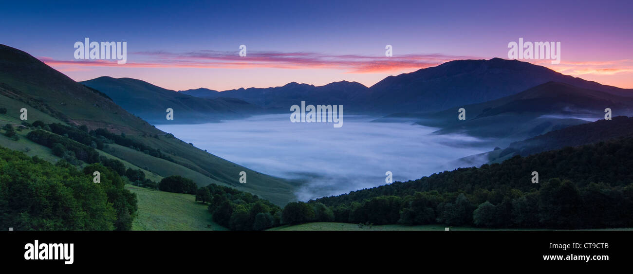 Ansicht des Piano Grande Umbrien, Italien. Stockfoto