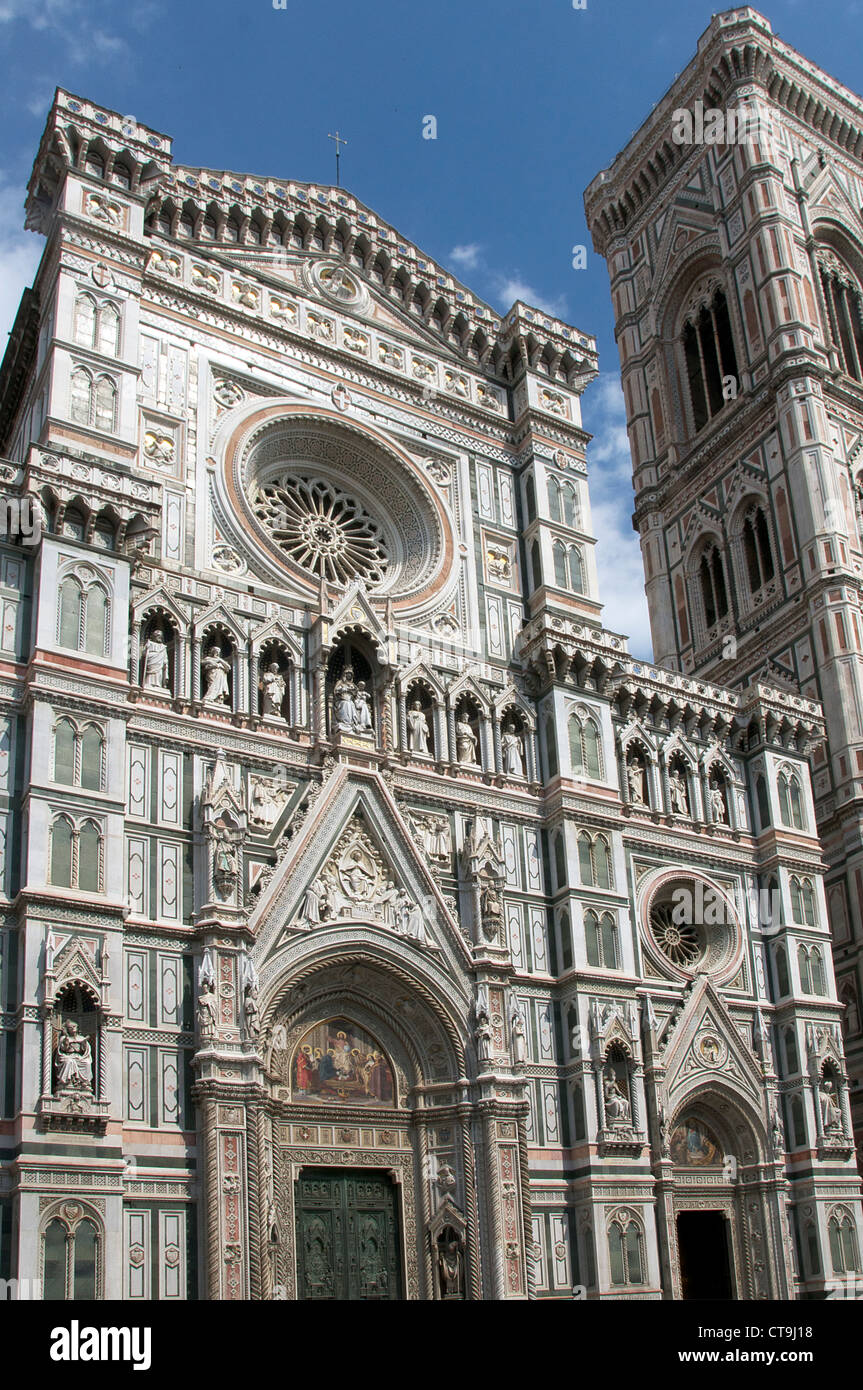 Fassade des Doms und Campanile Florenz Italien Stockfoto