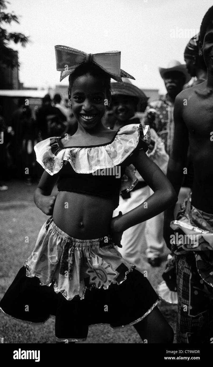 Kostümierte Mädchen beim Karneval in Santiago De Cuba Stockfoto