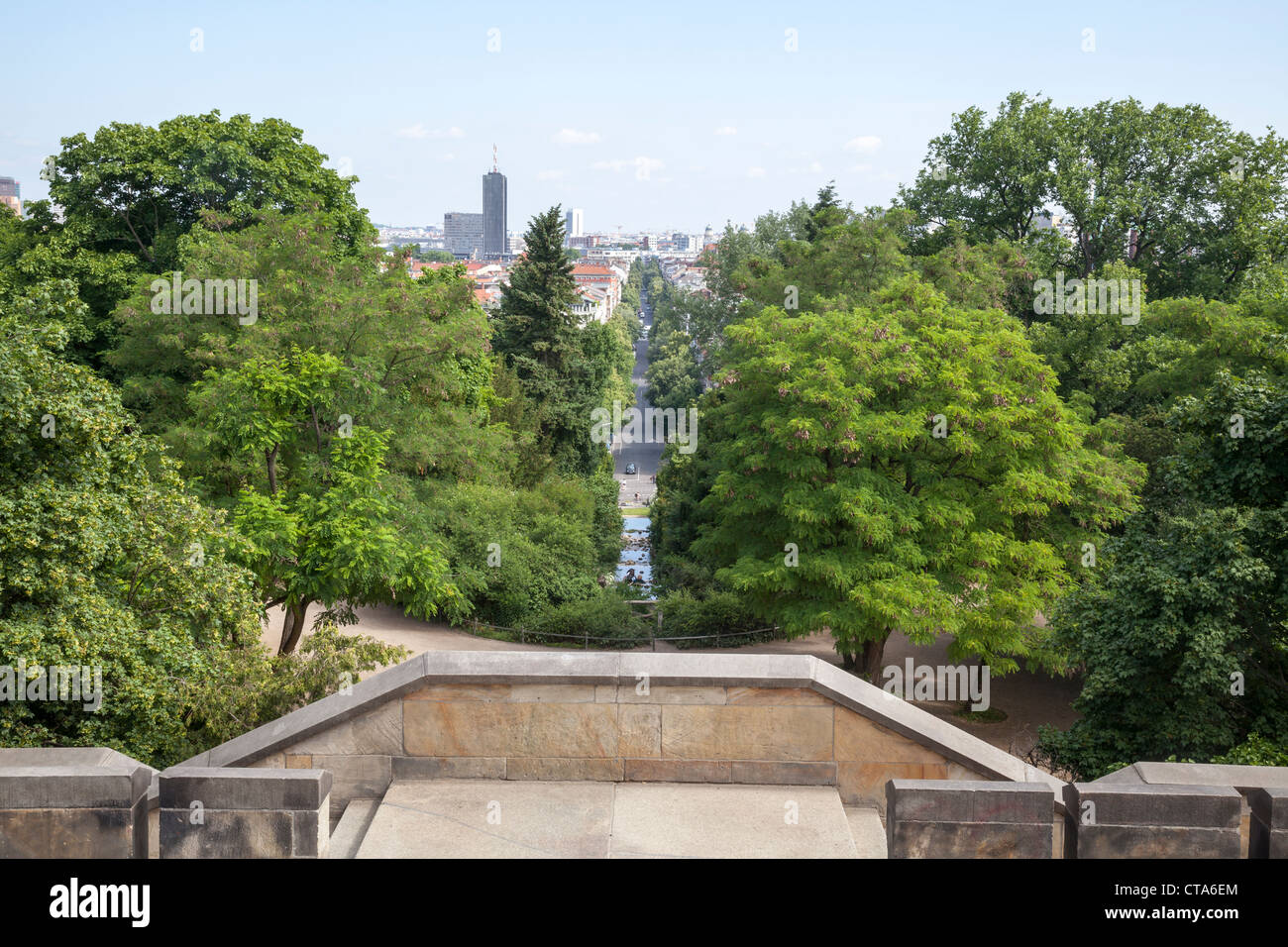 Blick vom Kreuzberg Hill, Viktoriapark, Berlin, Deutschland Stockfoto