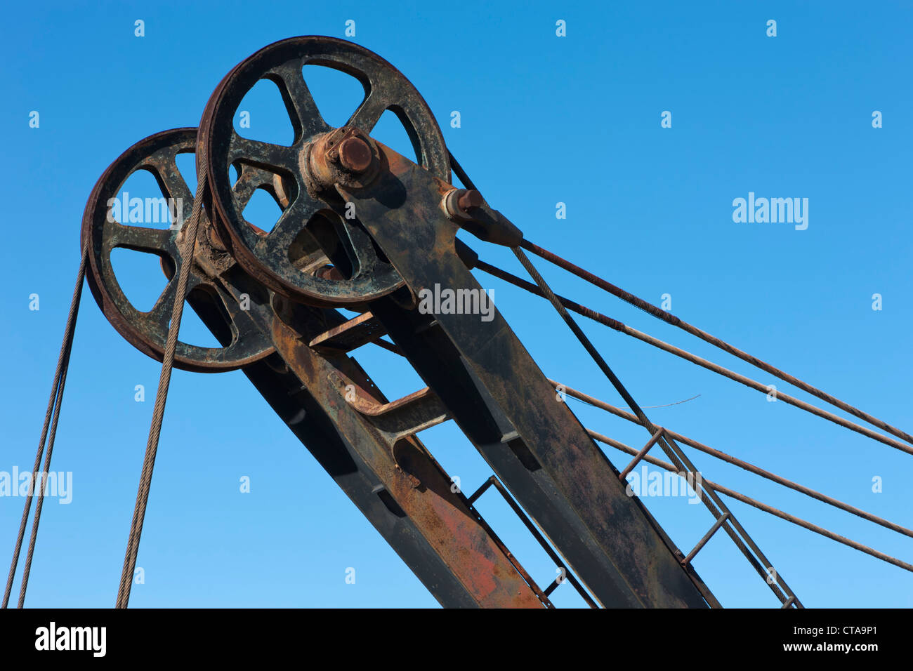 Detail der Flaschenzuges von ausrangierten mechanische Digger auf Minas de Rio Tinto, Provinz Huelva, Andalusien, Südspanien. Stockfoto