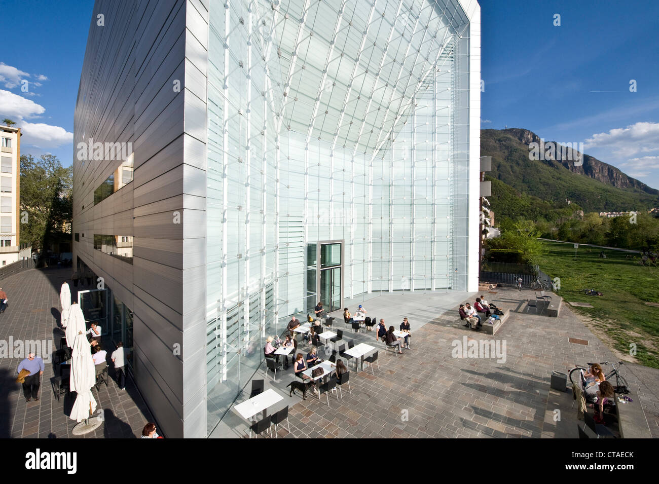 Museion Cafe, Museum für moderne Kunst, Museo d Arte Moderna, Bozen, Südtirol, Trentino-Alto Adige, Italien Stockfoto