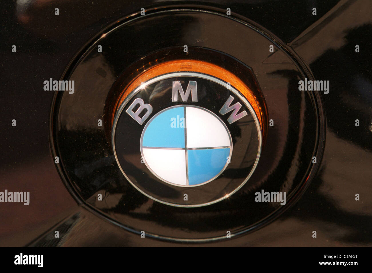 Das Firmenlogo von BMW Stockfoto