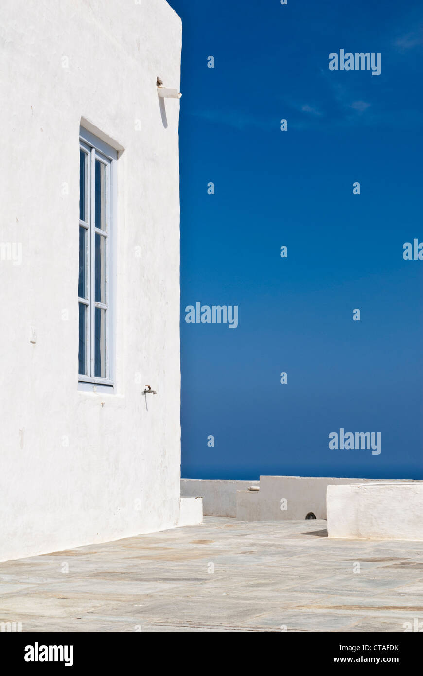 Detail des white Cube wie Kykladen-Architektur auf der Insel Serifos, Kykladen, Griechenland Stockfoto