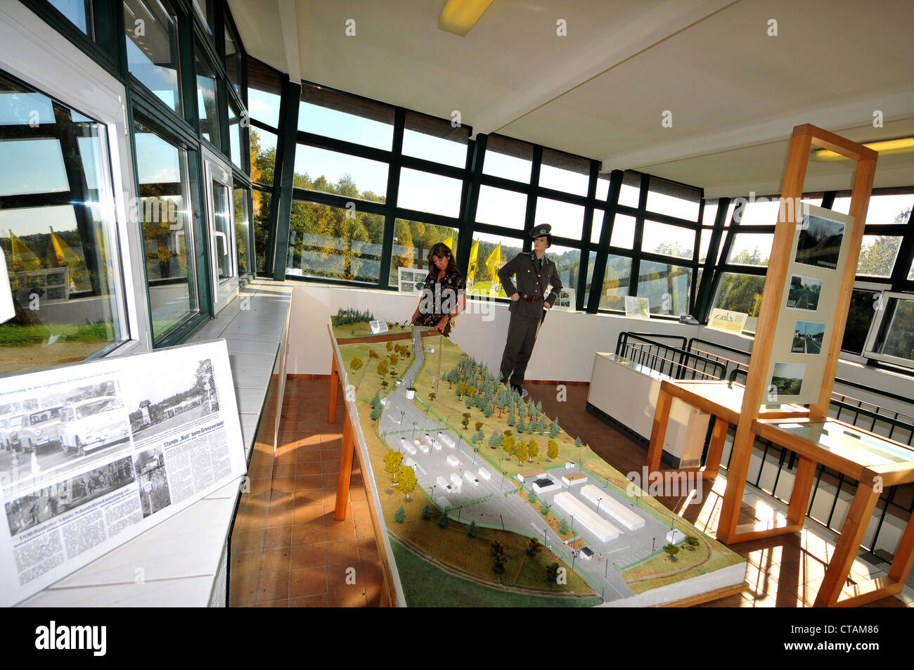 Innerdeutsche Grenze-Denkmal in der Nähe von Eisfeld, ehemalige DDR Grenze, Thüringer Wald, Thüringen, Deutschland Stockfoto