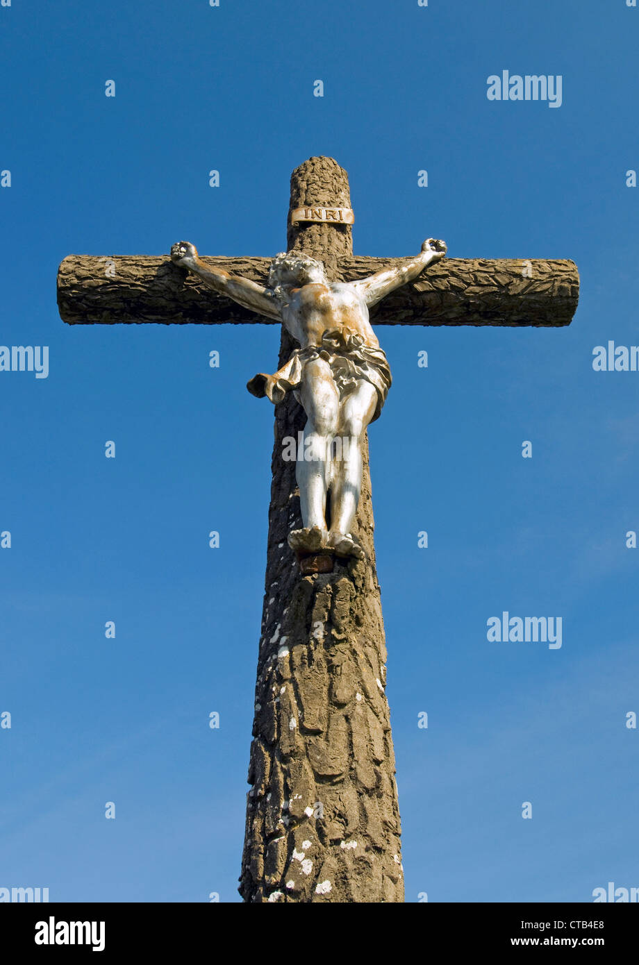 Kreuz am Straßenrand, Vienne, Frankreich. Stockfoto