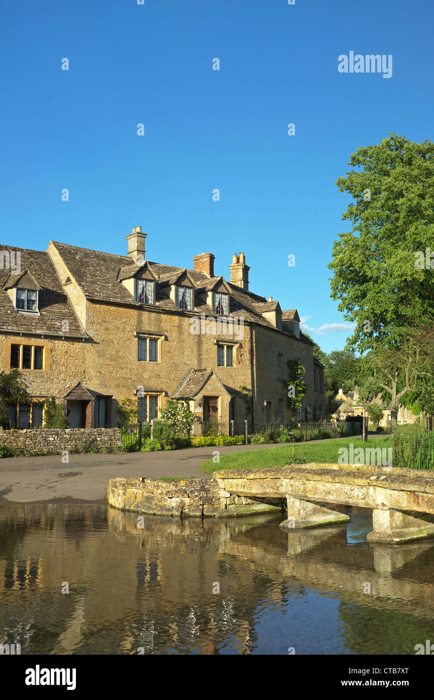 Die Cotswolds Dorf Lower Slaughter Dorf, Gloucestershire, England, UK Stockfoto