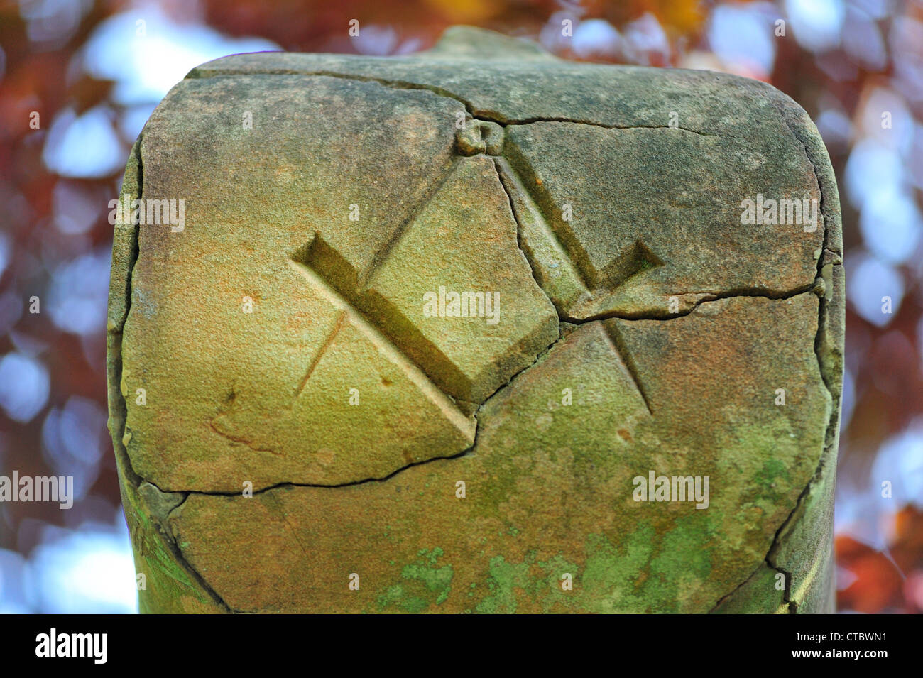 Freimaurer-Symbol, Glover Garden, Nagasaki City, Nagasaki-Präfektur, Kyushu, Japan Stockfoto