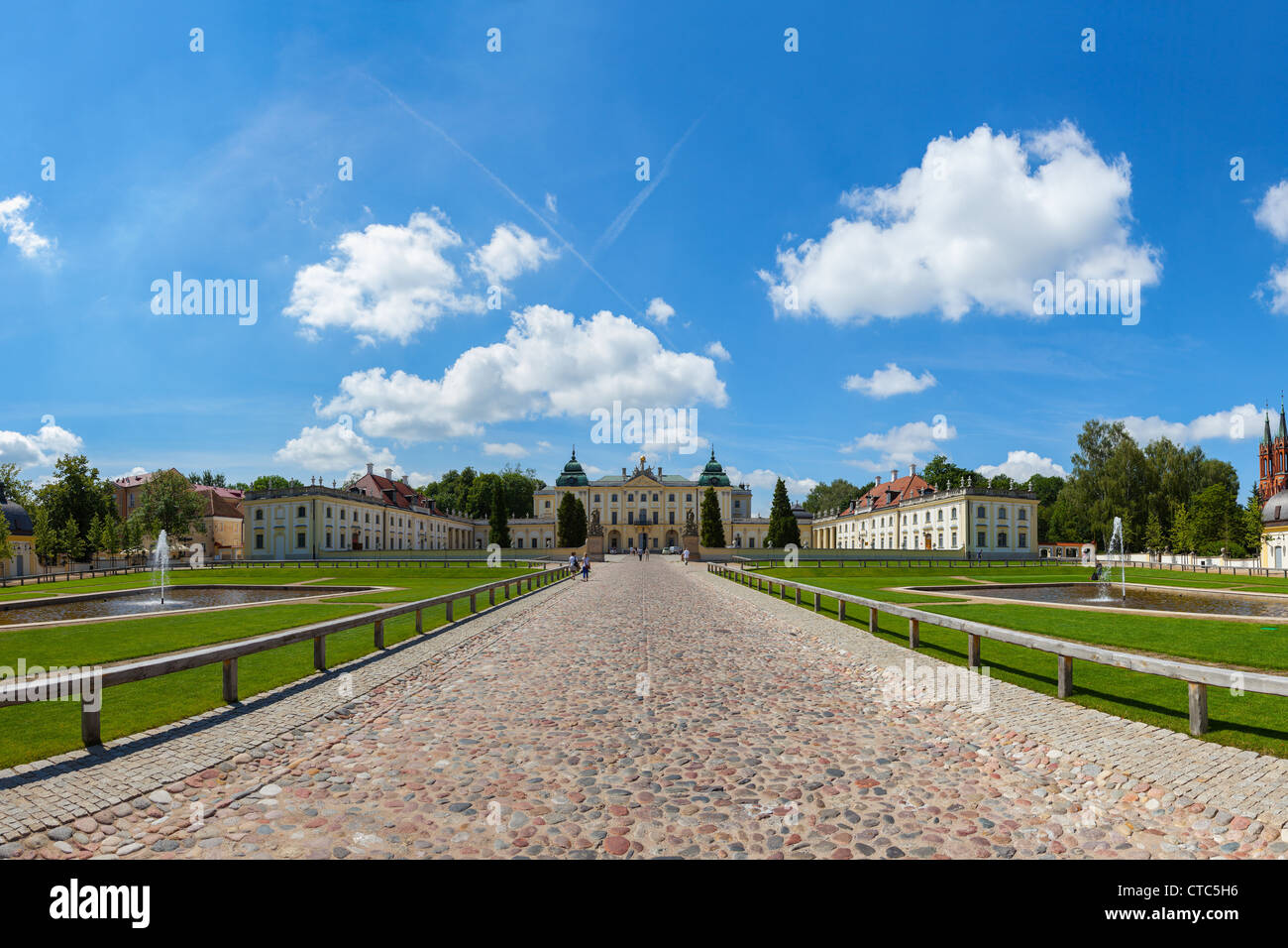 Branicki Palast ist ein historisches Gebäude in Bialystok, Polen. Das "Versailles des Nordens" und "Polnische Versailles" genannt. Stockfoto