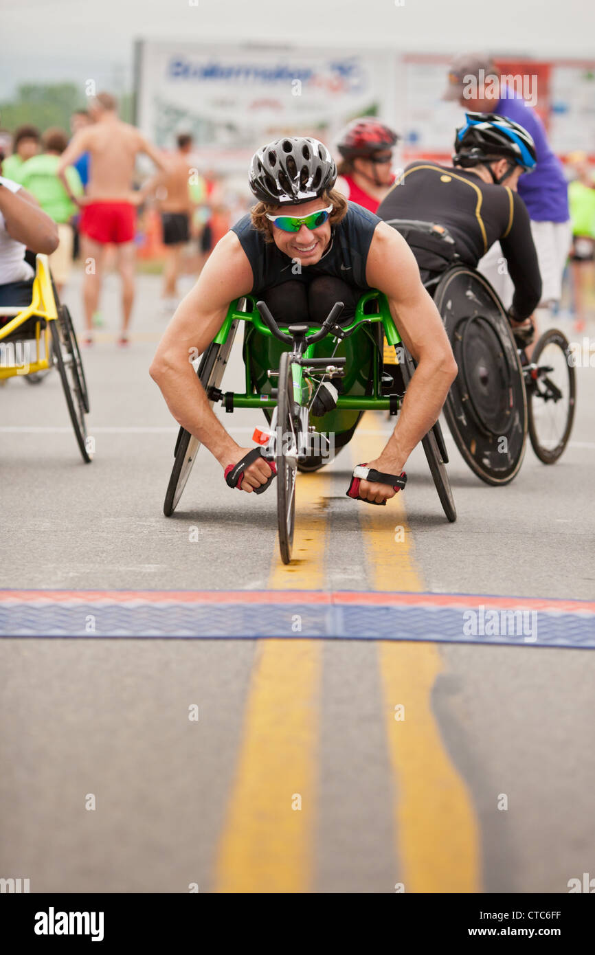 Rollstuhl-Abteilung, jährliche Boilermaker 15 K Road Race, Utica, New York Stockfoto