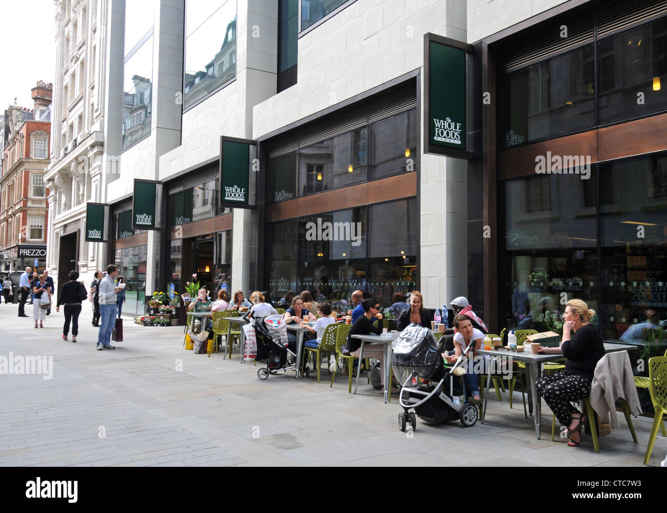 Ganze Foods Market Store, London, Großbritannien, Deutschland Stockfoto