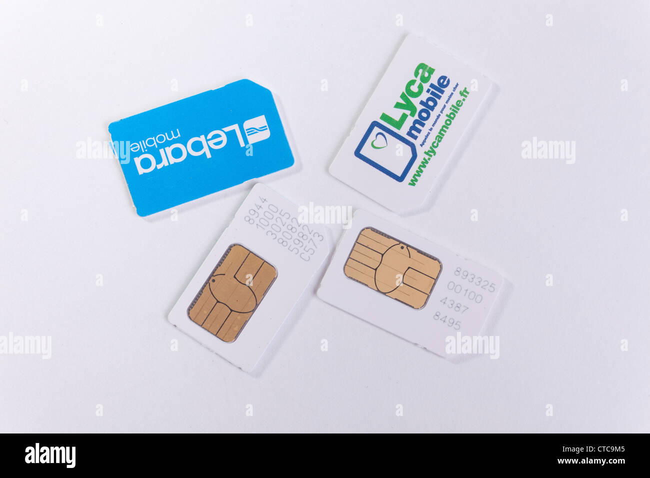 Lebara Mobile und Lyca Mobile SIM-Karten (Französisch und Briten  Stockfotografie - Alamy