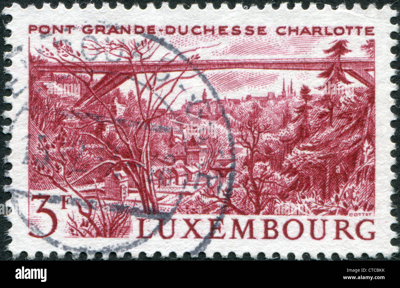 Luxemburg - ca. 1966: Eine Briefmarke gedruckt in Luxemburg, zeigt Grand Herzogin Charlotte Brücke, ca. 1966 Stockfoto