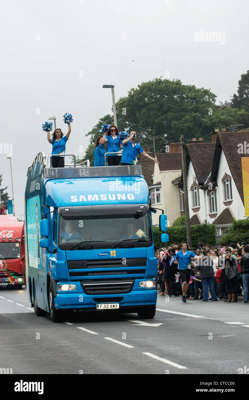 Samsungs besondere Sponsoren Fahrzeug des Olympischen Fackellaufs Stockfoto
