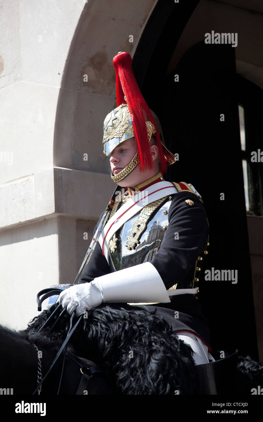 Horse Guard stationiert außerhalb Horse Guards Parade am Whitehall - London UK Stockfoto