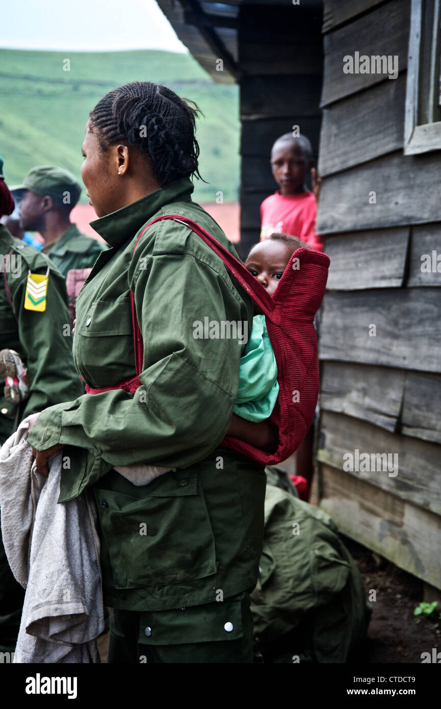 Kongolesischen Soldatin, FARDC, Mushake, demokratische Republik Kongo Stockfoto