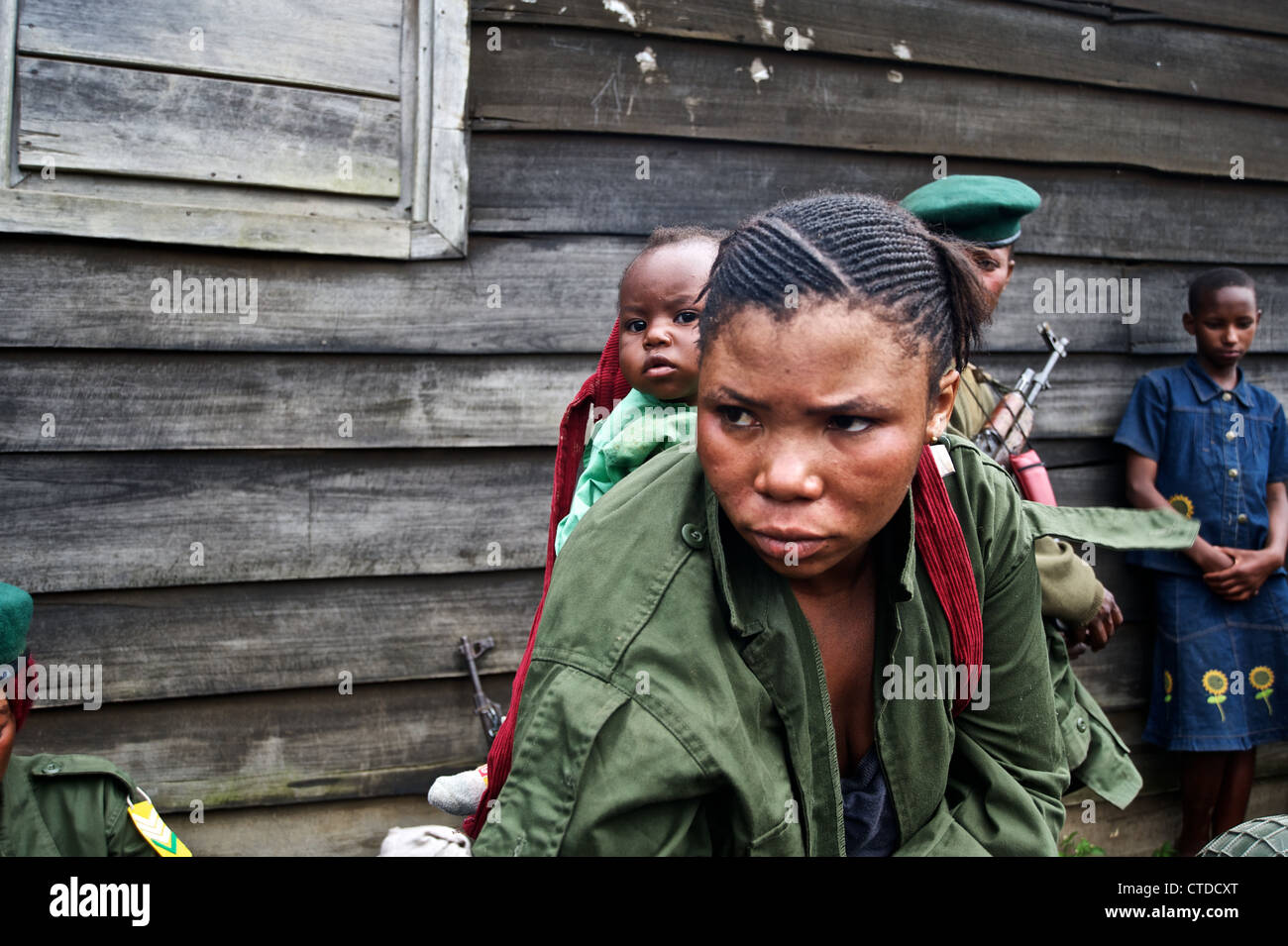 Kongolesischen Soldatin, FARDC, Mushake, demokratische Republik Kongo Stockfoto