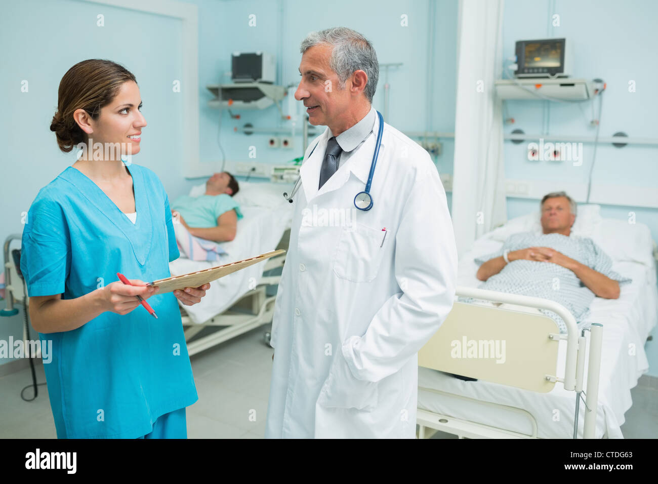 In Einem Krankenhaus Tätiger Arzt www.alamy.de