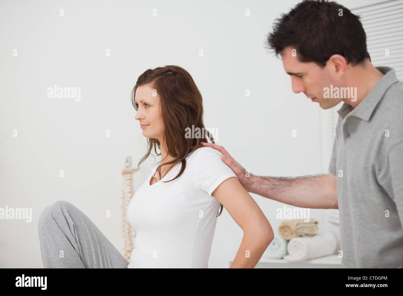 Allenamento posturale Fotos und Bildmaterial in hoher Auflösung Alamy