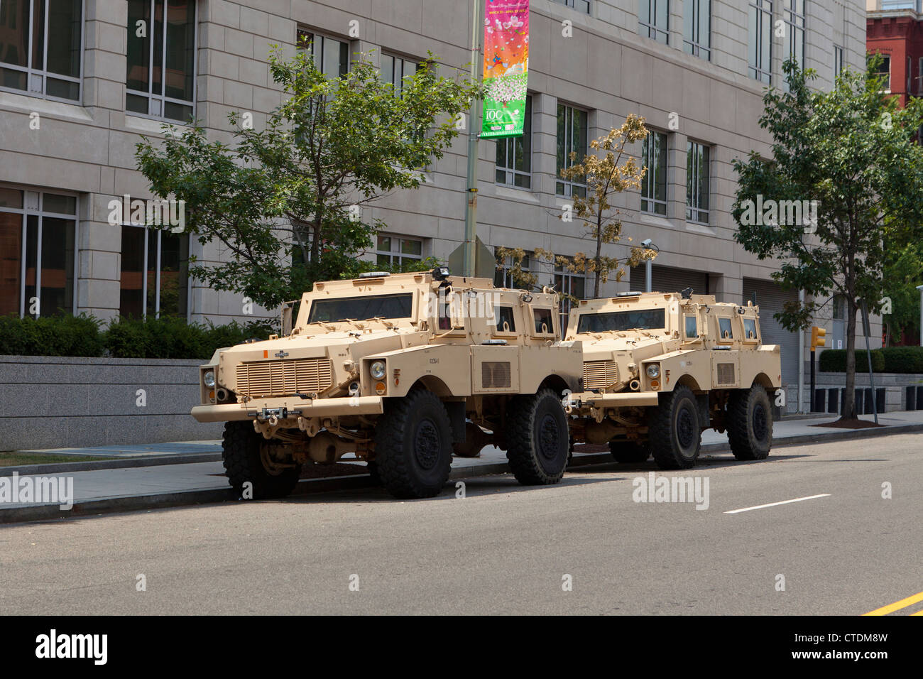FBI SWAT gepanzerte Fahrzeug auf FBI-Außenstelle - Washington, DC USA Stockfoto