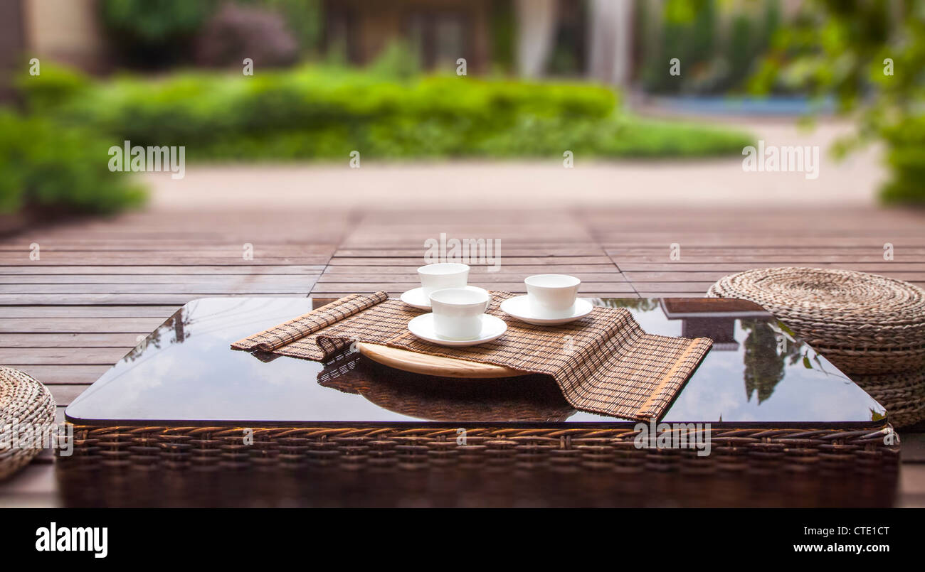 Sommerterrasse, selektiver Weichzeichner Stockfoto