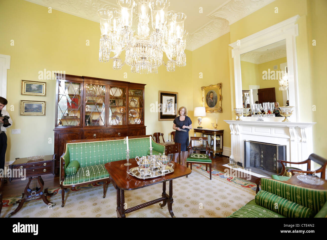 Große Stube mit Texas erste Dame Anita Perry kürzlich restaurierten Texas des Gouverneurs in Austin nach Brand Stockfoto