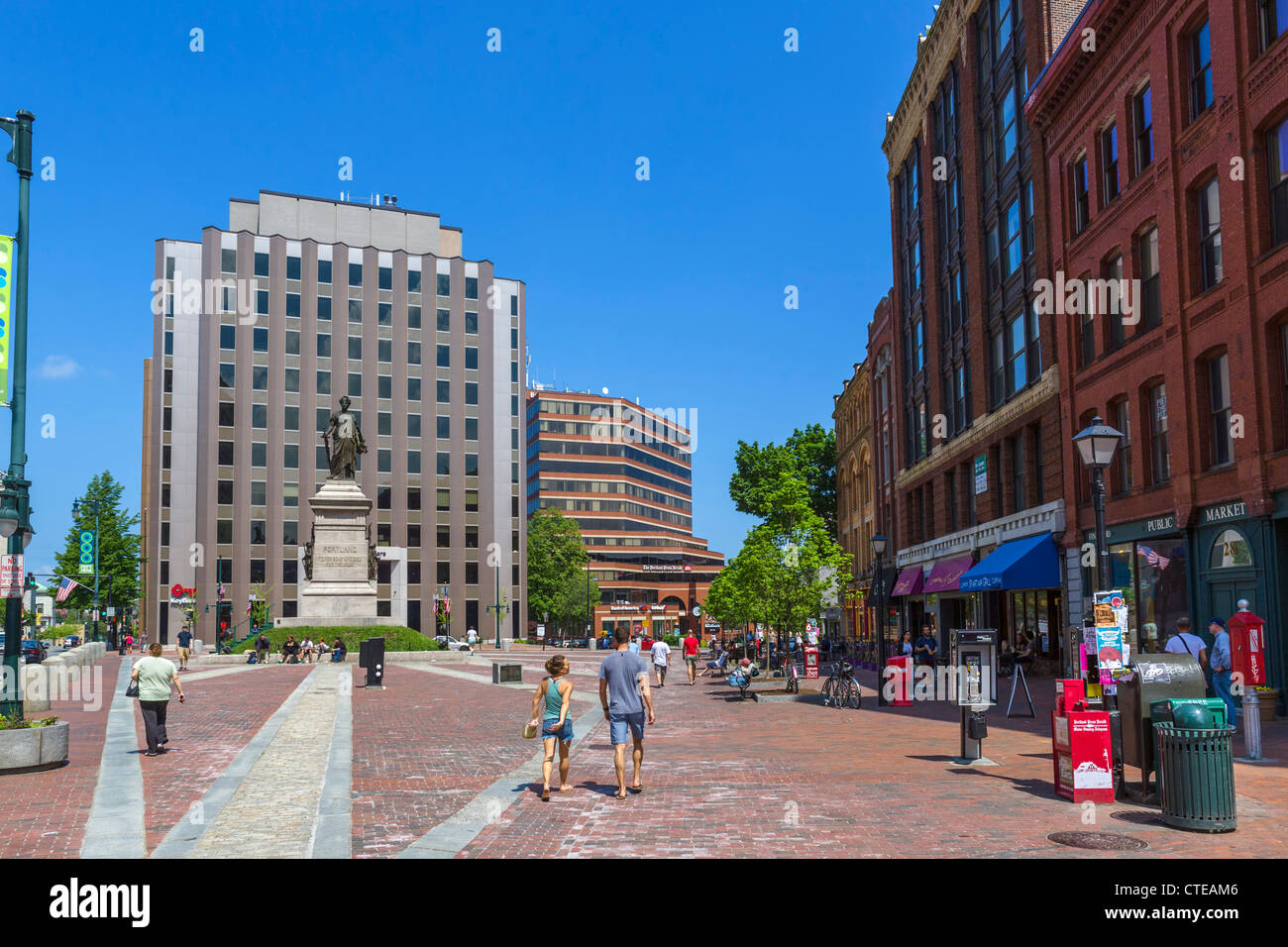 Monument Square von Congress Street in der Innenstadt von Portland, Maine, USA Stockfoto