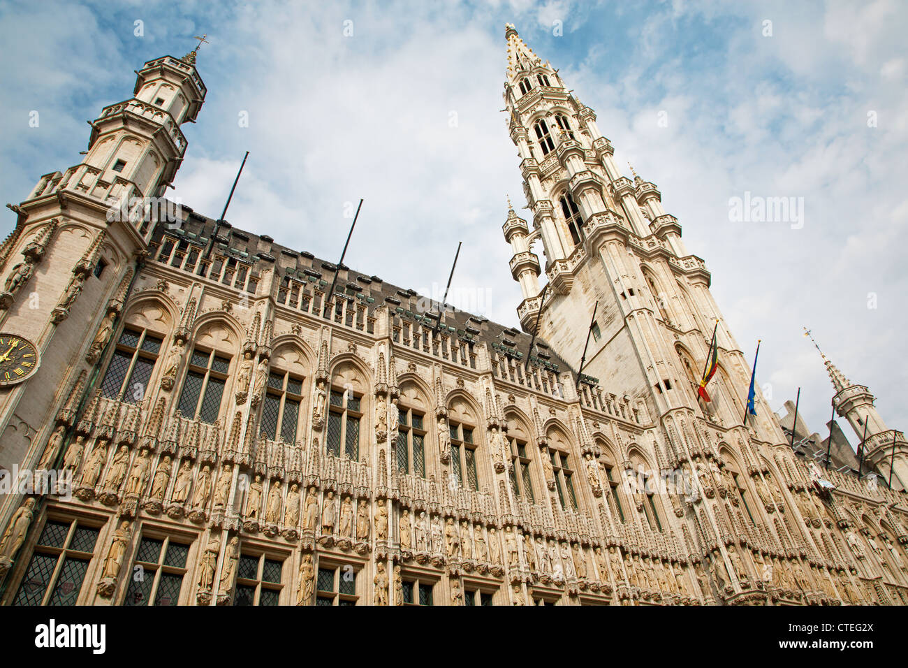 Brüssel - das Rathaus in Abend. UNESCO-Weltkulturerbe. Stockfoto