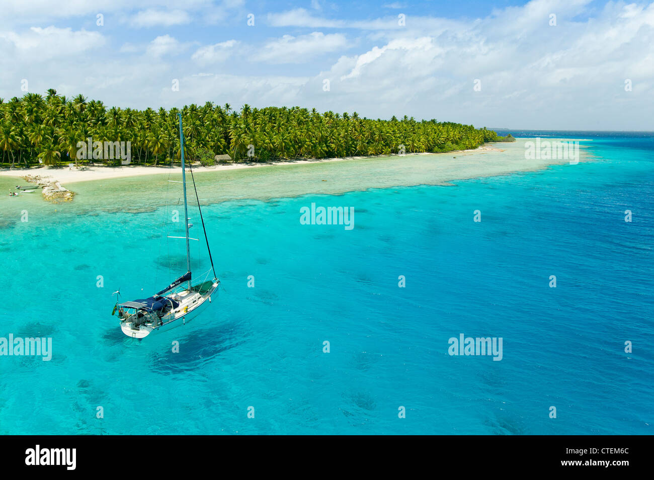Segelschiff auf den Antillen Stockfoto
