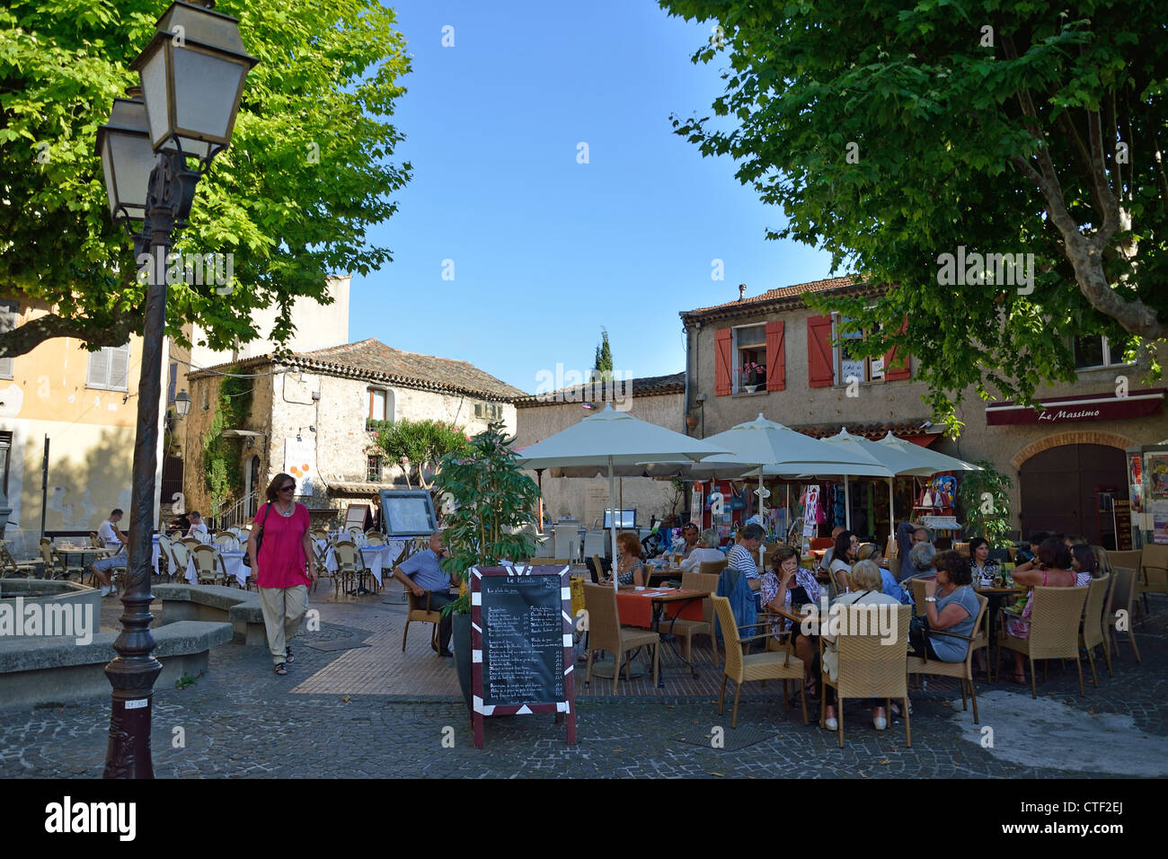 Platz General De Gaulle, Old Town, Biot, Côte d ' Azur, Alpes-Maritimes, Provence-Alpes-Côte d ' Azur, Frankreich Stockfoto