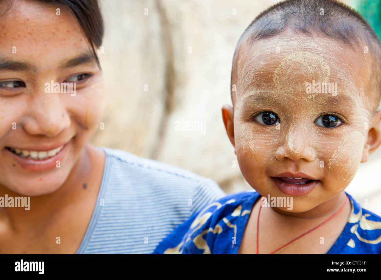 Kleiner Junge in Mandalay, Myanmar Stockfoto