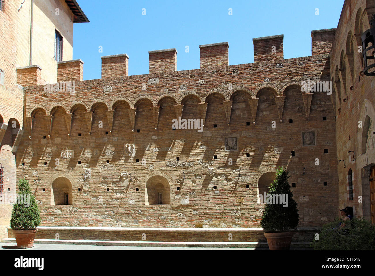 Italien, Toskana, Siena, Palazzo Chigi Saracini 15. Jahrhundert Hof Stockfoto