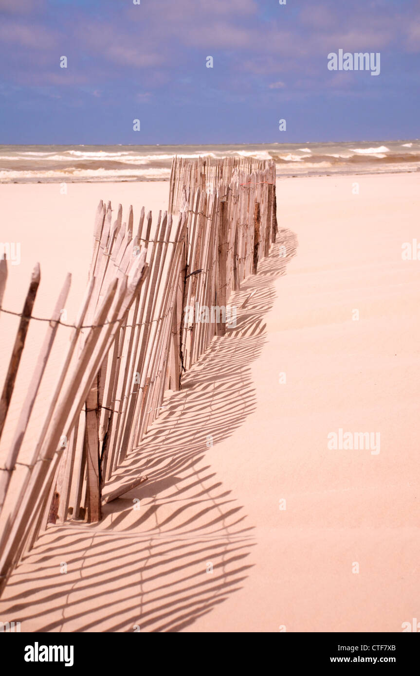 Zaun am Strand von le touquet Stockfoto