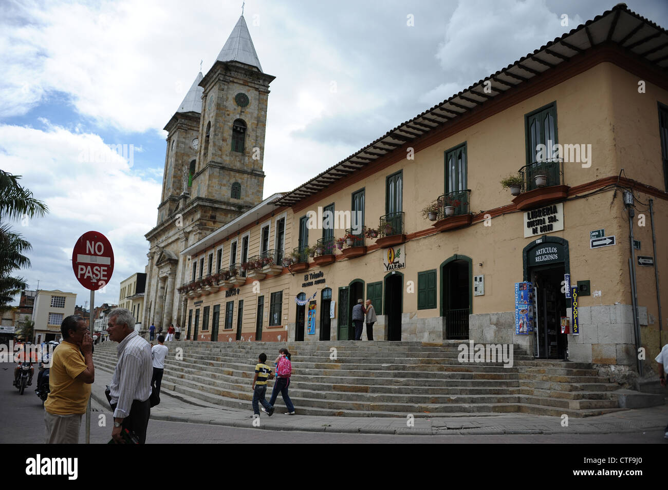 Kirche Iglesia Nuestra Senora de Belen auf dem Plaza Mayor, Fusagasuga, Kolumbien. Stockfoto