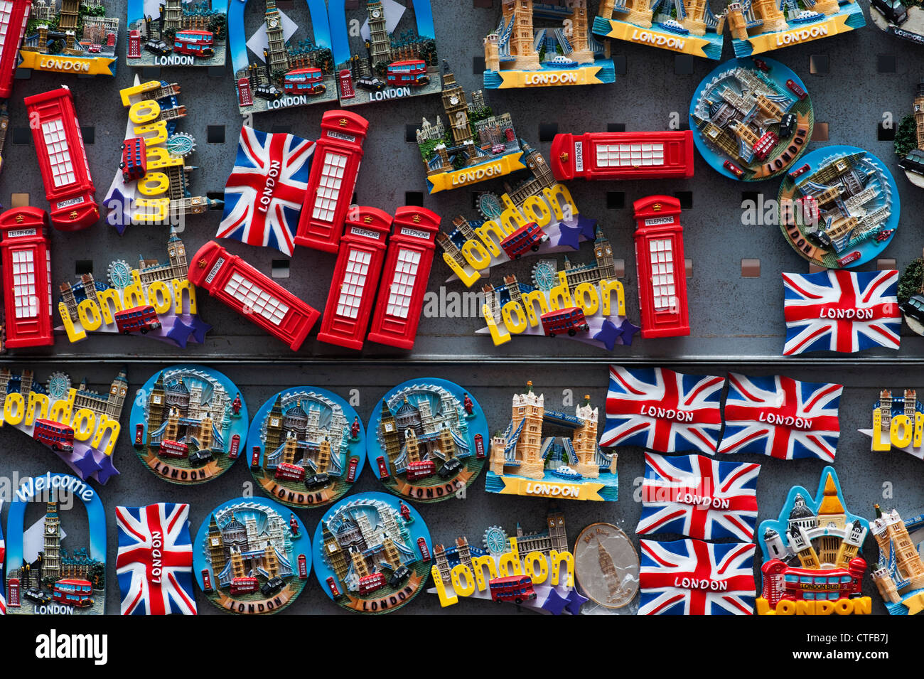 London Tourist Souvenir Kühlschrank-Magnete Stockfoto