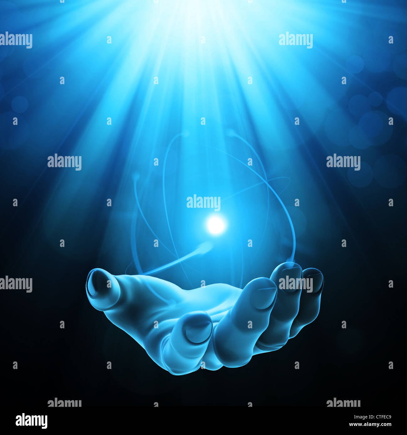 Geheimnisvolle Kraft - offene Hand mit einem gleißenden Licht Stockfoto