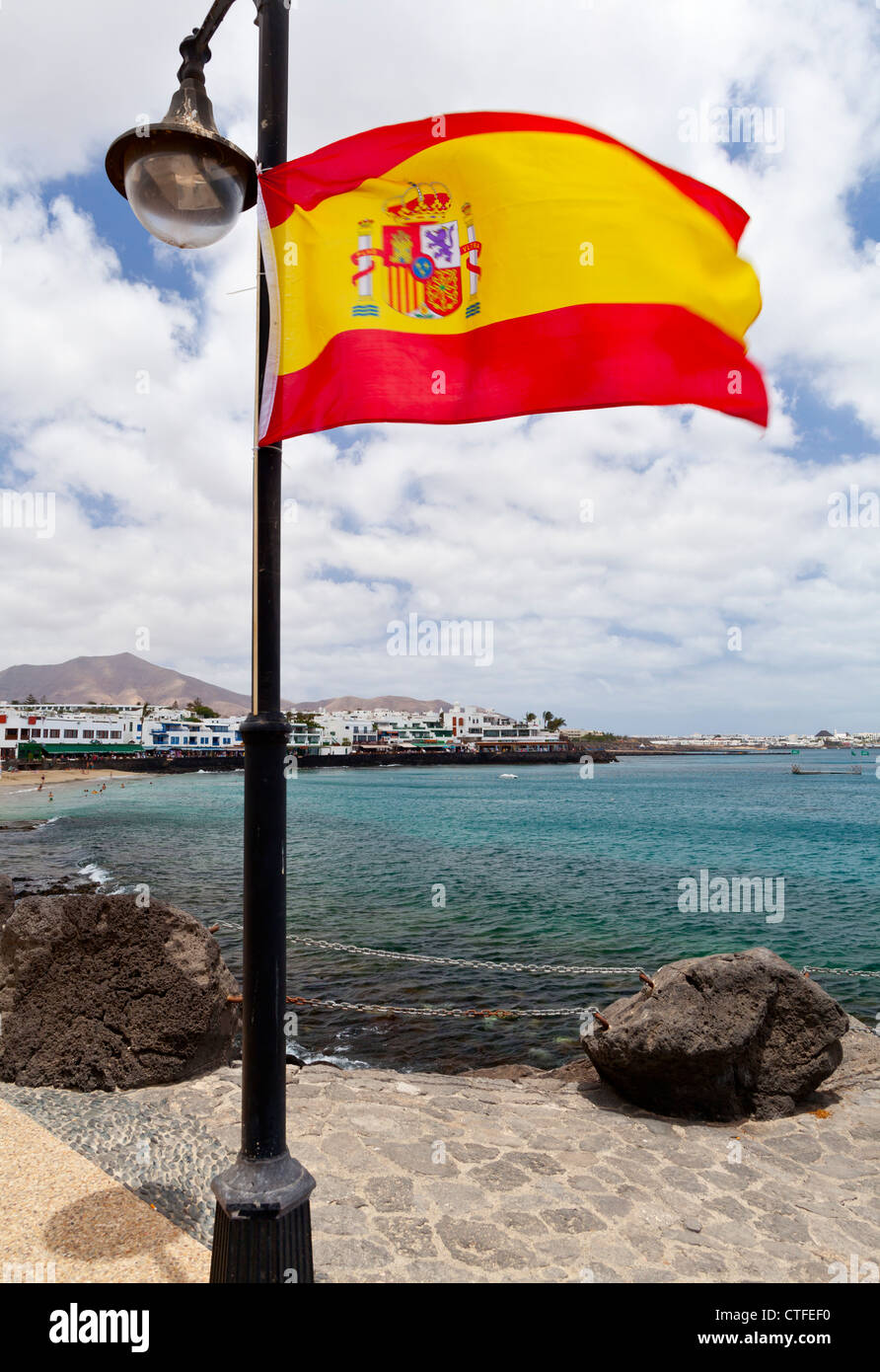 Geschäfte am Wasser vorne - Playa Blanca, Lanzarote, Kanarische Inseln, Spanien, Europa Stockfoto