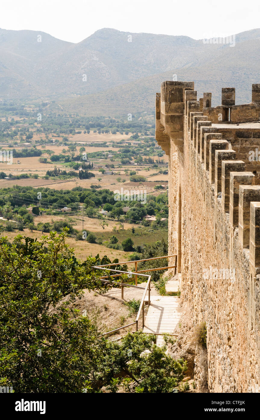 Befestigten Mauern und Wälle auf Burg Capdepera, Mallorca/Mallorca Stockfoto