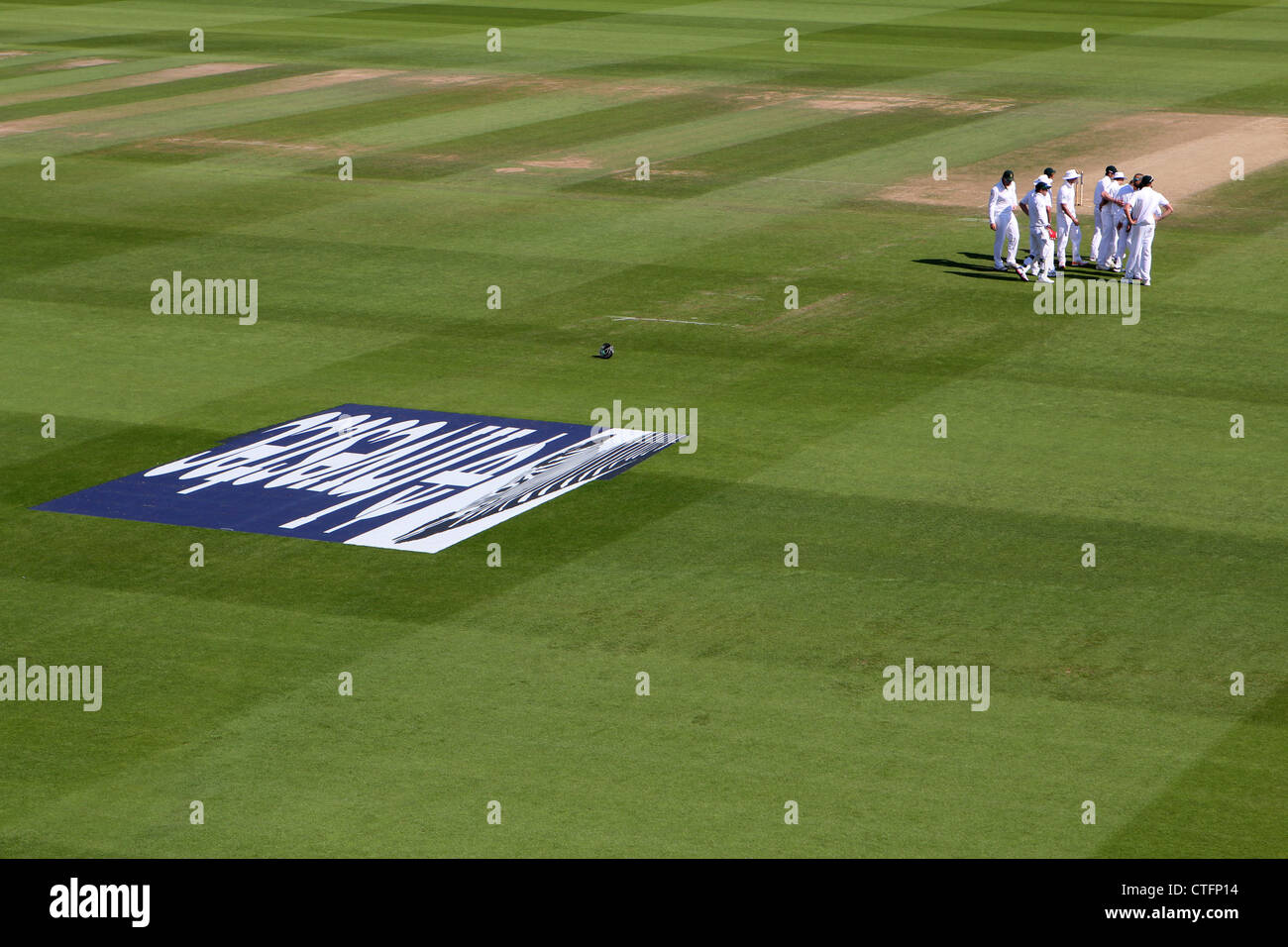 Pausieren Sie in England gegen Südafrika. 2. Test 2012. Die Oval Cricket ground, Kennington, London. Stockfoto