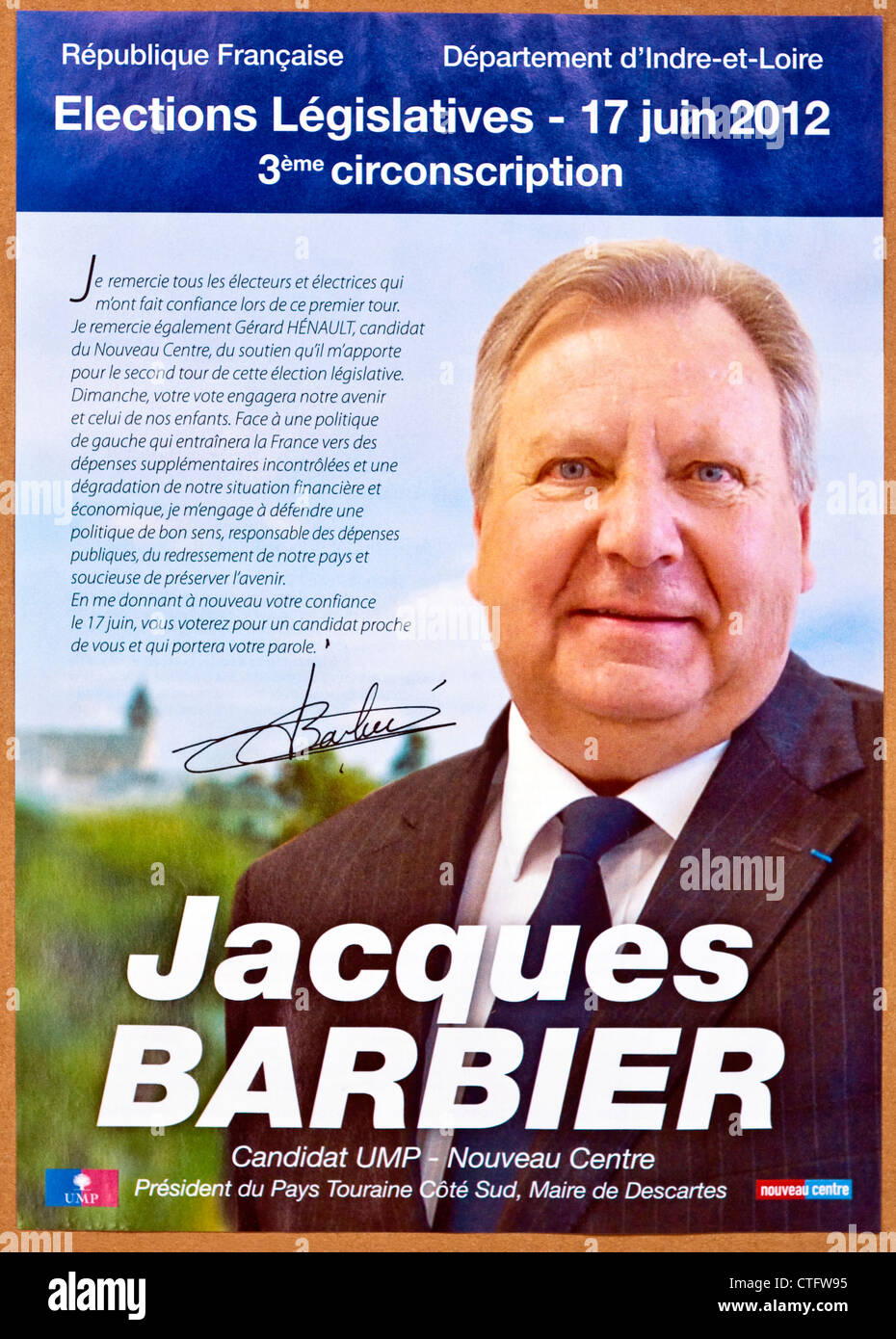 Französische nationale Wahlplakate und Flyer für Jacques Barbier (UMP - Center Rechtsextremismus) - Indre-et-Loire, Frankreich. Stockfoto