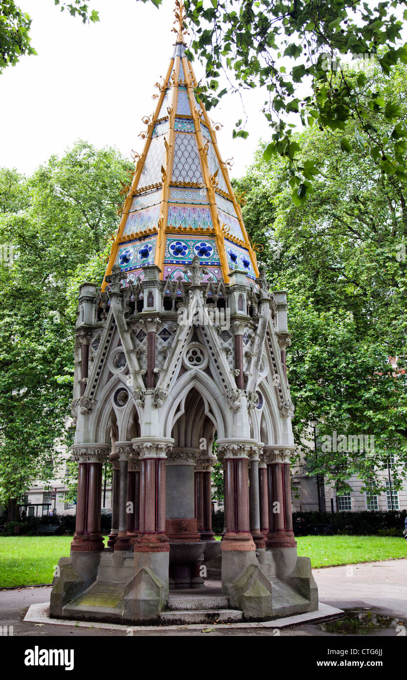 Buxton Memorial in Victoria Tower Gardens auf Millbank in London UK Stockfoto