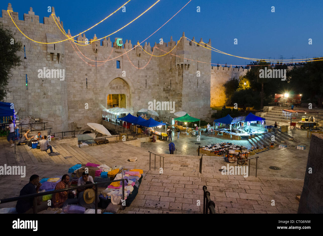 Ende des ersten Tages von Ramadan in Damaskus Tor InJerusalem. Israel Stockfoto