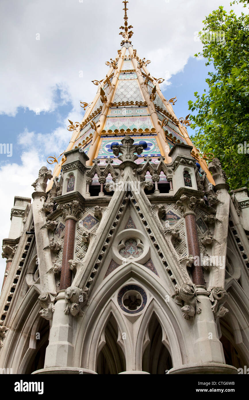 Buxton Memorial in Victoria Tower Gardens auf Millbank in London UK Stockfoto