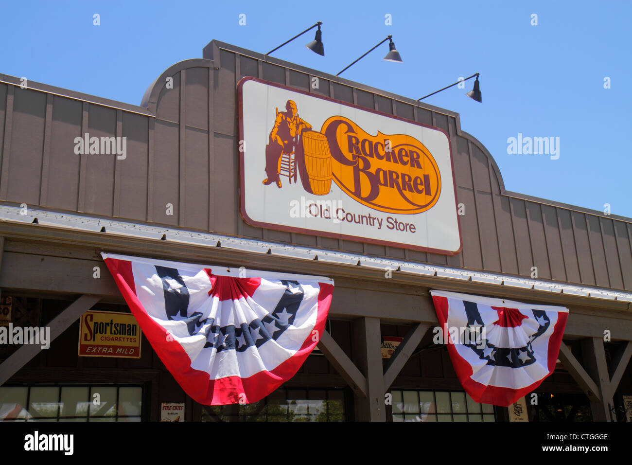 Stuart Florida, Cracker Barrel, Restaurant Restaurants Essen Essen Essen Essen Essen gehen Cafe Cafés Bistro, Old Country Store, Front, Eingang, aunting, Schild, Logo, Ameri Stockfoto