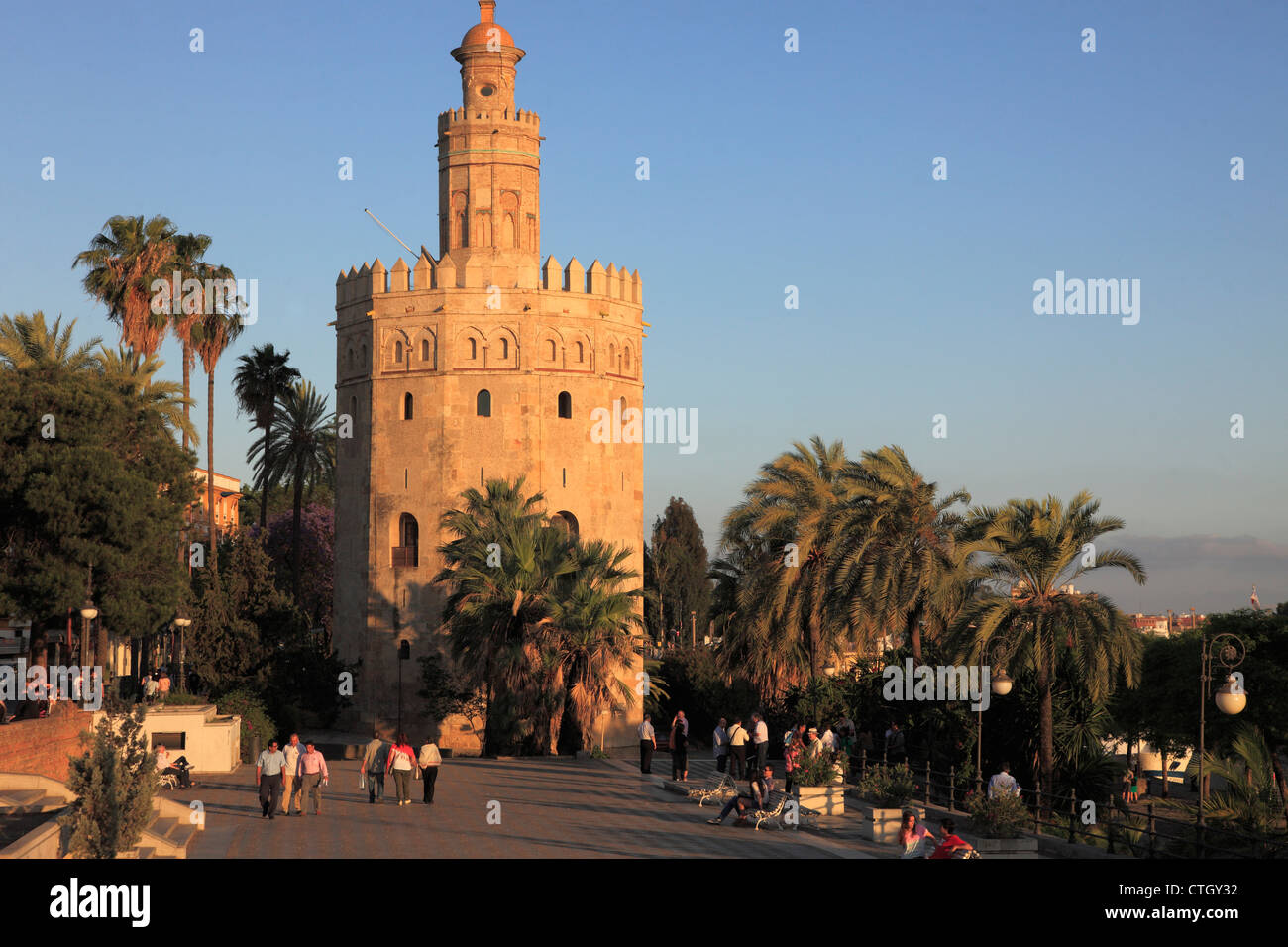 Spanien, Andalusien, Sevilla, Torre del Oro, Stockfoto