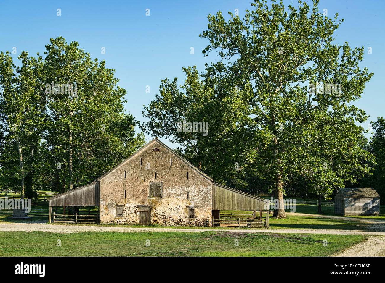 Stein-Scheune, historische Batsto Village, Wharton Staatspark, Pine Barrens, New Jersey, USA Stockfoto